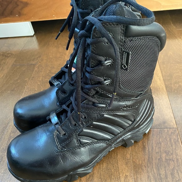 Security Bates - Picture 2 of 4